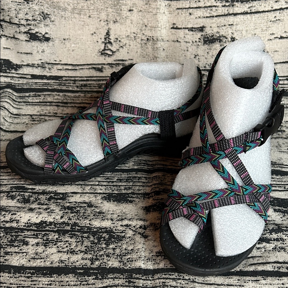 Skechers Women’s Reggae Islander Black and Teal Strappy Sandals